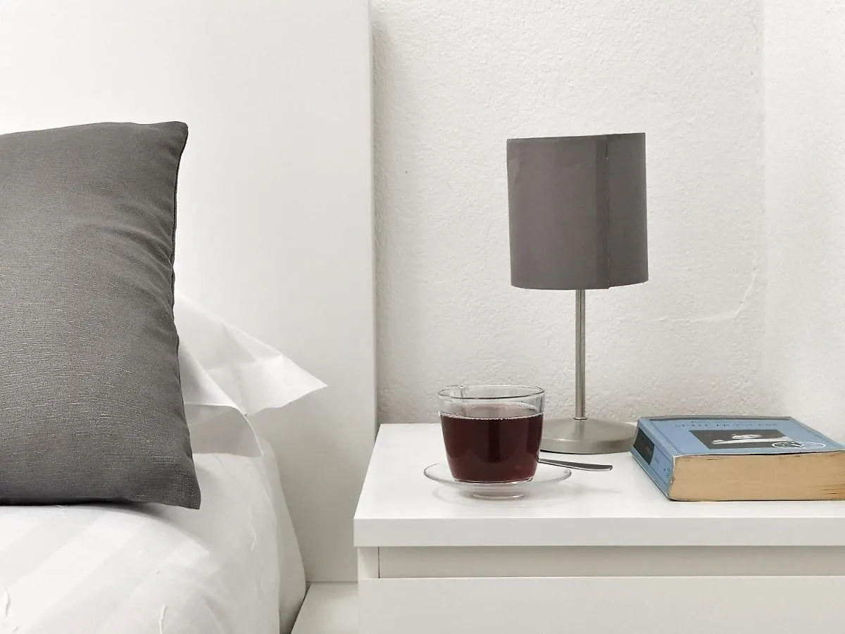 I Host Apartment - Pericle 9 Milano