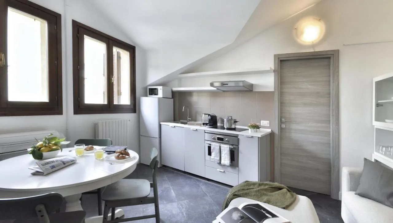 I Host Apartment - Pericle 9 Milan