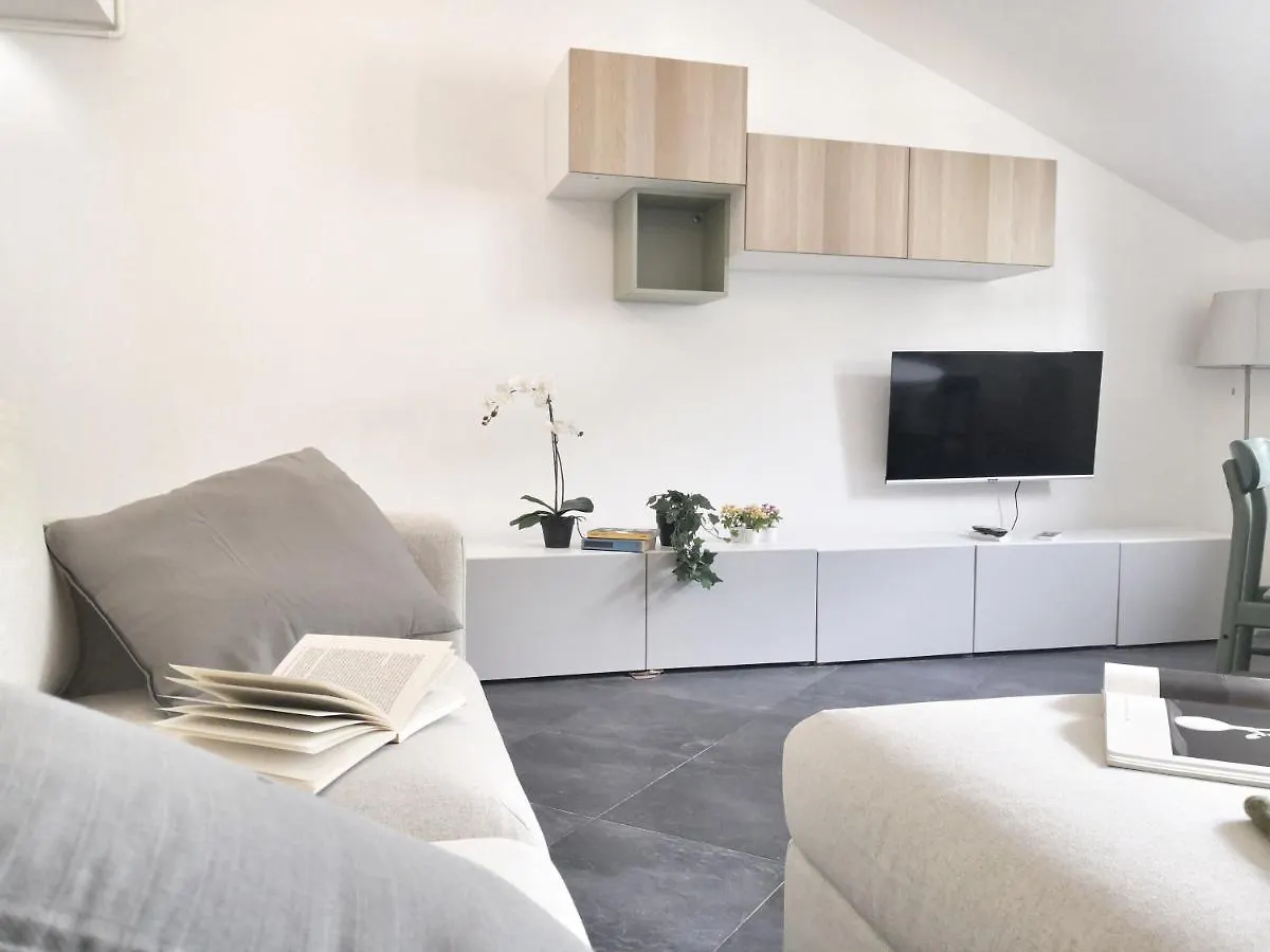I Host Apartment - Pericle 9 Milan